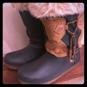 Baffin Boots Size 7